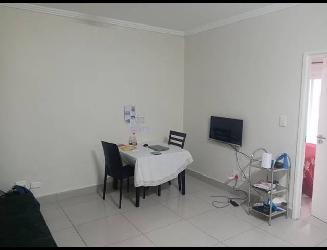 1 BEDROOM PROPERTY TO RENT IN UMHLANGA RIDGE